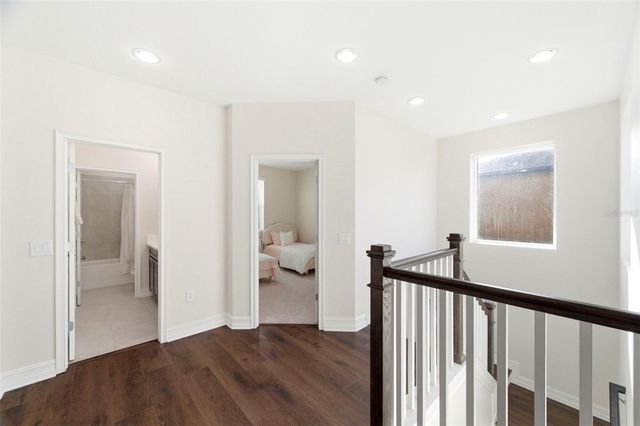 28907 REVARO LANE, Wesley Chapel, FL 33543