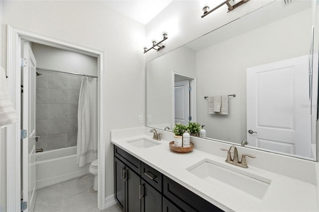 28907 REVARO LANE, Wesley Chapel, FL 33543