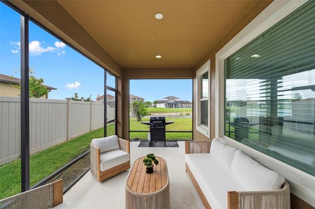 28907 REVARO LANE, Wesley Chapel, FL 33543