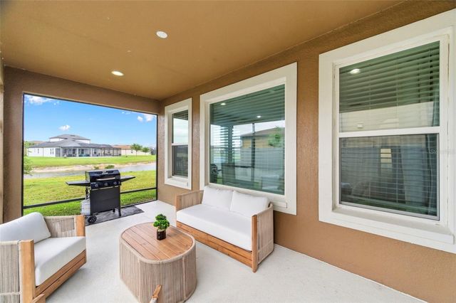 28907 REVARO LANE, Wesley Chapel, FL 33543