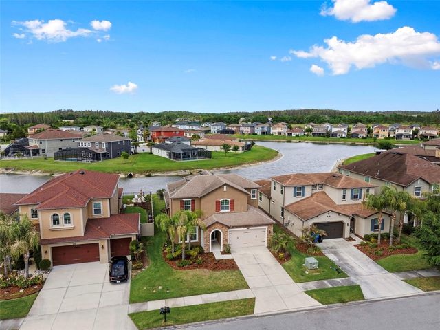 28907 REVARO LANE, Wesley Chapel, FL 33543