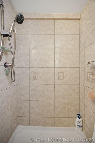 604 8th Street, Haileyville, OK 74546