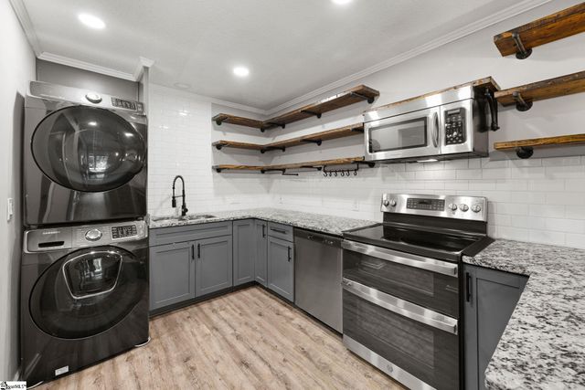 311 W Earle Street, Greenville, SC 29609