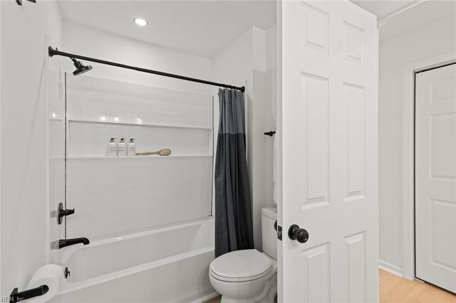 1613 Wickham AVE, Newport News, VA 23607