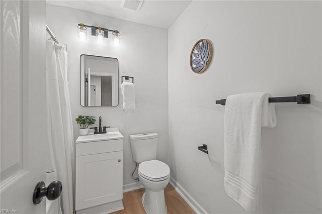 1613 Wickham AVE, Newport News, VA 23607