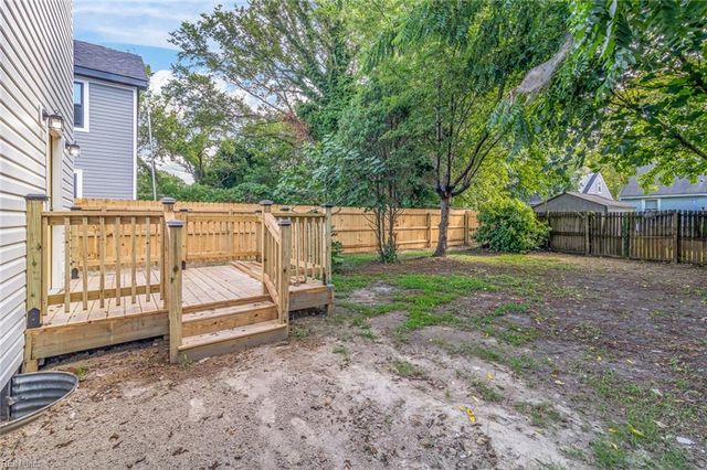 1613 Wickham AVE, Newport News, VA 23607