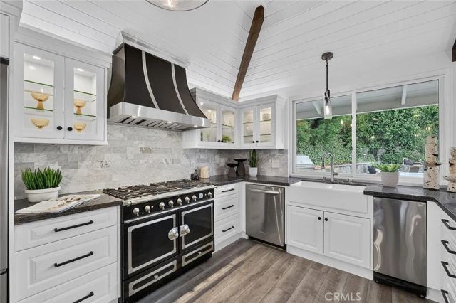 3500 Surfview, Corona Del Mar, CA 92625