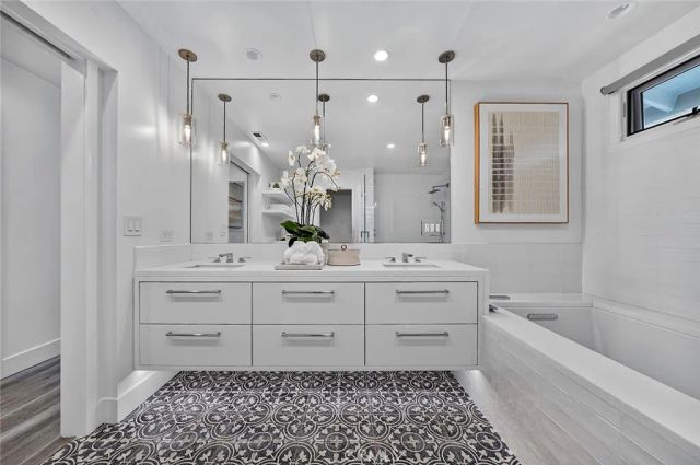 3500 Surfview, Corona Del Mar, CA 92625