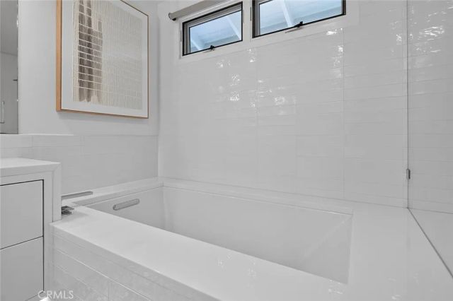 3500 Surfview, Corona Del Mar, CA 92625