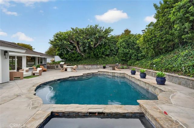 3500 Surfview, Corona Del Mar, CA 92625