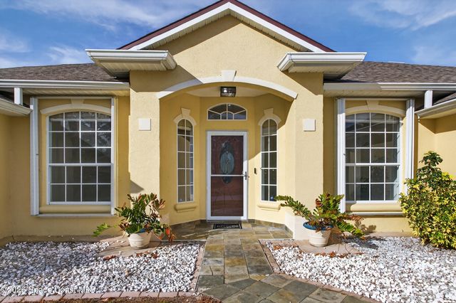 276 Taunton Road SW, Palm Bay, FL 32908