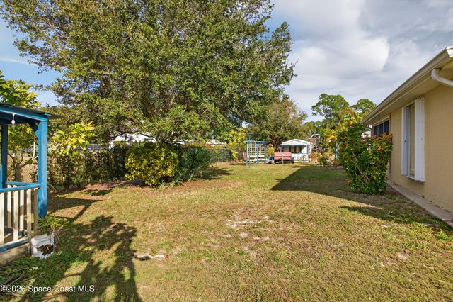 276 Taunton Road SW, Palm Bay, FL 32908