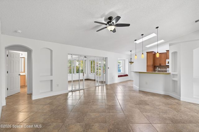 276 Taunton Road SW, Palm Bay, FL 32908
