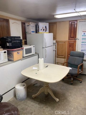 6103 Tyrone, Van Nuys (los Angeles), CA 91401