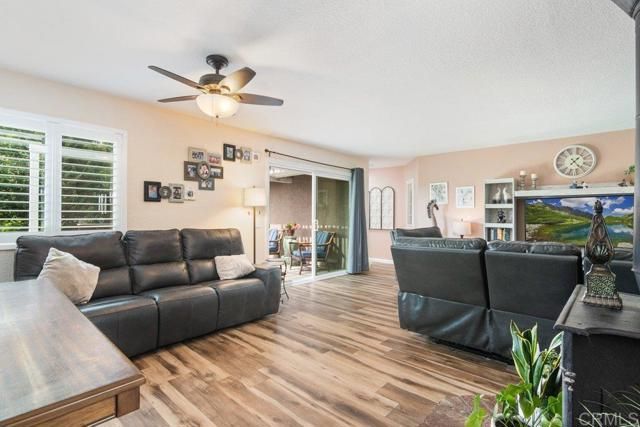 914 N Main Avenue, Fallbrook, CA 92028