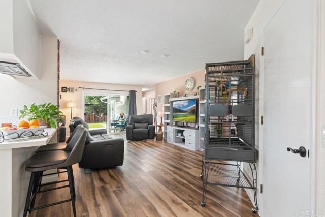 914 N Main Avenue, Fallbrook, CA 92028