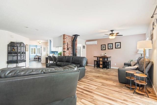 914 N Main Avenue, Fallbrook, CA 92028