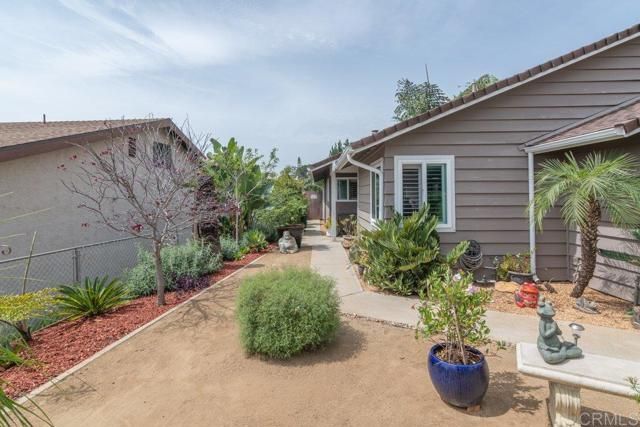 914 N Main Avenue, Fallbrook, CA 92028