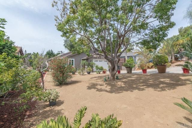 914 N Main Avenue, Fallbrook, CA 92028