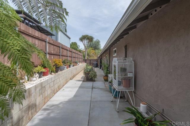 914 N Main Avenue, Fallbrook, CA 92028