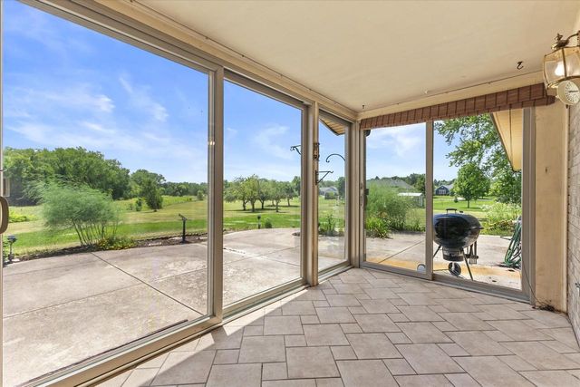 S93W22525 Henneberry AVENUE, Big Bend, WI 53103