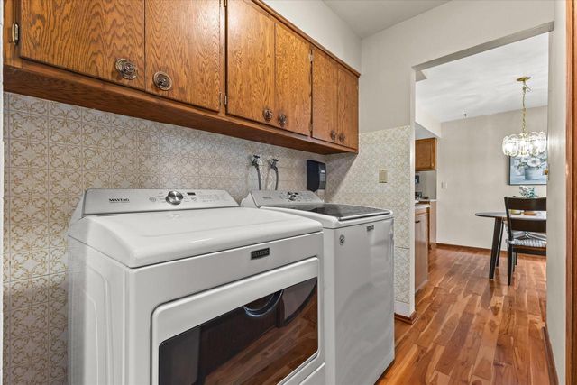 S93W22525 Henneberry AVENUE, Big Bend, WI 53103
