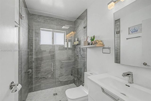 15431 SW 177th Terrace, Miami, FL 33187