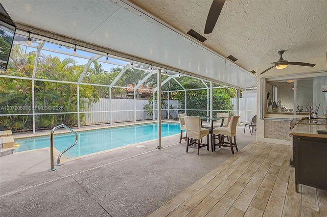15431 SW 177th Terrace, Miami, FL 33187