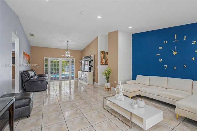 15431 SW 177th Terrace, Miami, FL 33187