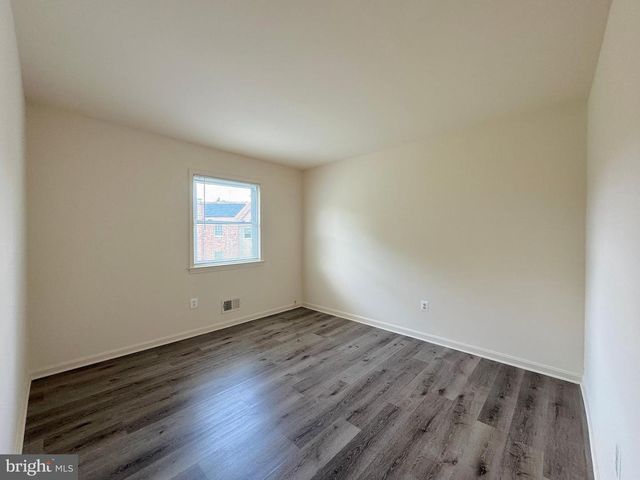 4104 SIDEBURN RD, Fairfax, VA 22030