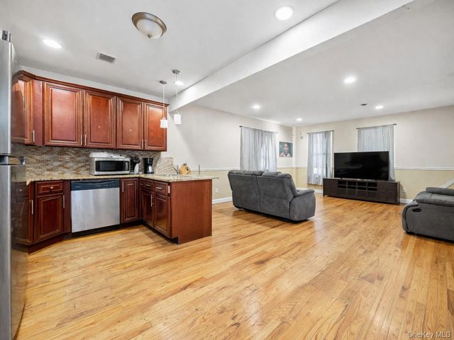 831 E 224th Street, Bronx, NY 10466