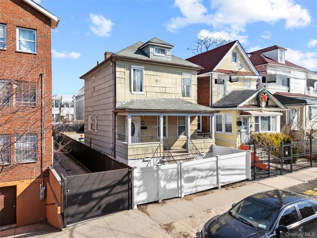 831 E 224th Street, Bronx, NY 10466