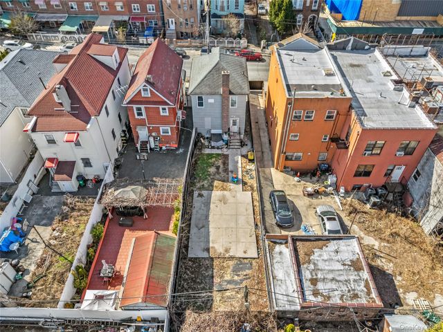 831 E 224th Street, Bronx, NY 10466