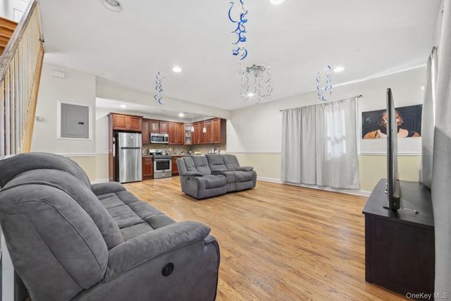 831 E 224th Street, Bronx, NY 10466