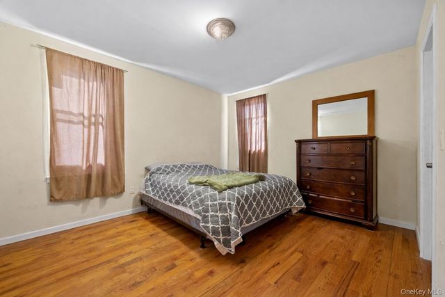 831 E 224th Street, Bronx, NY 10466