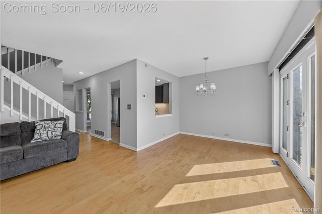 3320 Breckland Court, Pittsfield Charter Township, MI 48108