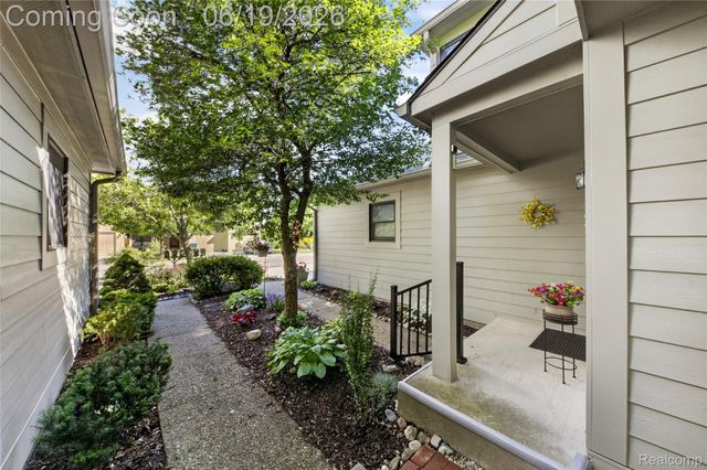 3320 Breckland Court, Pittsfield Charter Township, MI 48108