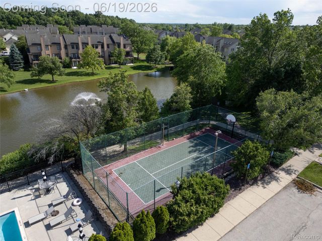 3320 Breckland Court, Pittsfield Charter Township, MI 48108