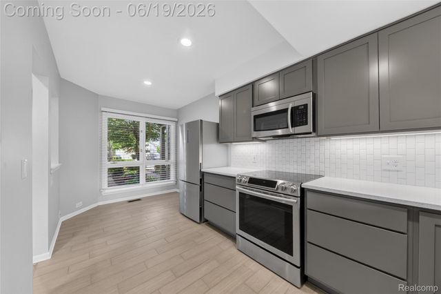 3320 Breckland Court, Pittsfield Charter Township, MI 48108