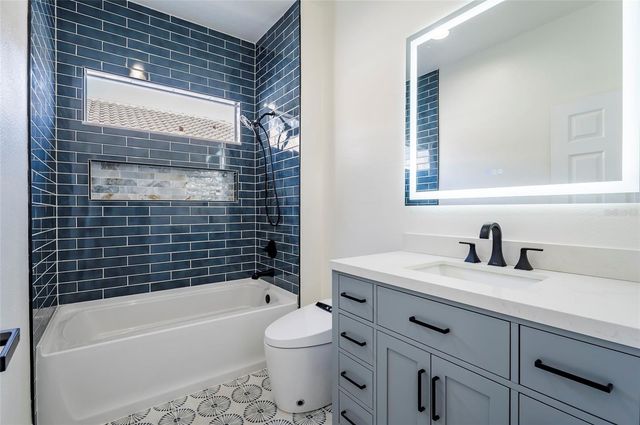 2348 MESSENGER CIRCLE, Safety Harbor, FL 34695
