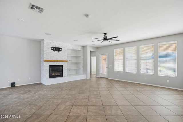 20557 W LOST CREEK Drive, Buckeye, AZ 85396