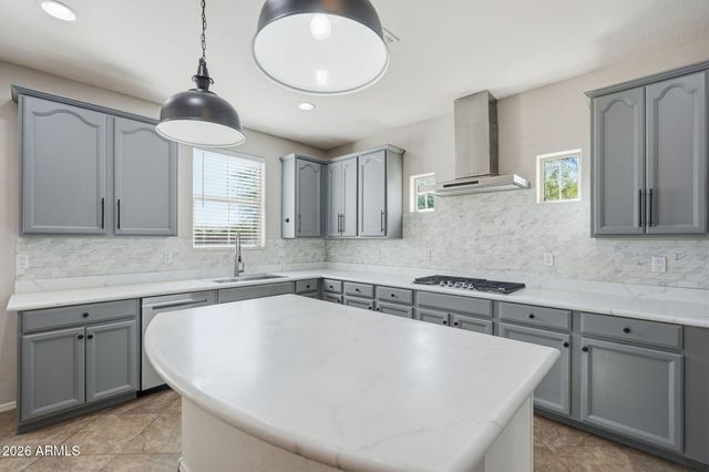 20557 W LOST CREEK Drive, Buckeye, AZ 85396