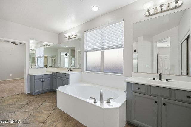 20557 W LOST CREEK Drive, Buckeye, AZ 85396