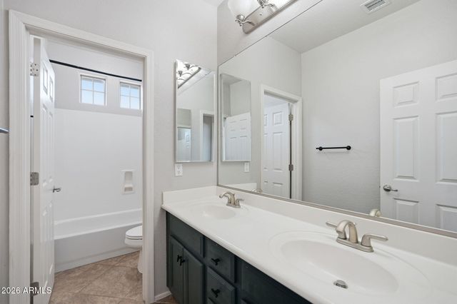 20557 W LOST CREEK Drive, Buckeye, AZ 85396