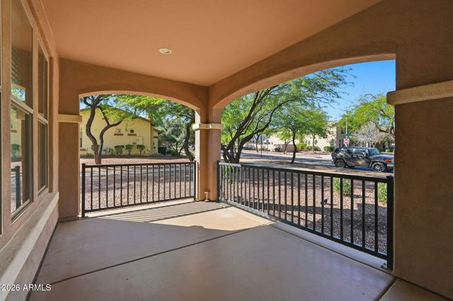 20557 W LOST CREEK Drive, Buckeye, AZ 85396