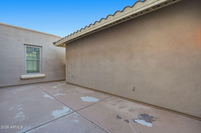 20557 W LOST CREEK Drive, Buckeye, AZ 85396