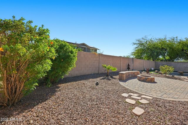20557 W LOST CREEK Drive, Buckeye, AZ 85396