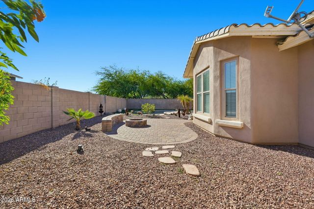 20557 W LOST CREEK Drive, Buckeye, AZ 85396