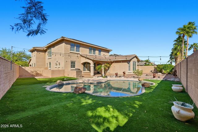 20557 W LOST CREEK Drive, Buckeye, AZ 85396