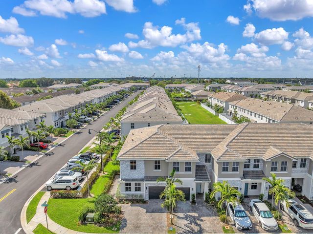 17002 SW 1st Street, Pembroke Pines, FL 33027